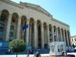Парламент Грузии принял поправки по статусу религиозных объединений