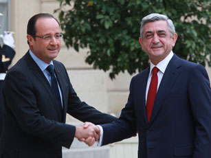 На встрече с Сержем Саргсяном Франсуа Олланд подтвердил намерение принять закон о криминализации отрицания Геноцида