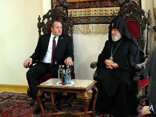 Католикос всех армян Гарегин II обсудил с президентом Грузии проблемы армянской общины страны