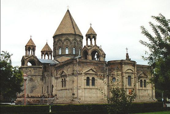 Власти Грузии должны привлечь к ответственности всех виновных в нападении на армянскую церковь - Первопрестольный Св. Эчмиадзин