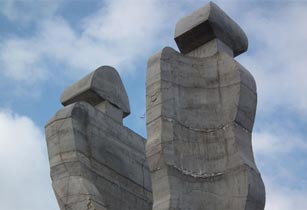 Демонтаж памятника, символизирующего армяно-турецкую дружбу, отсрочен
