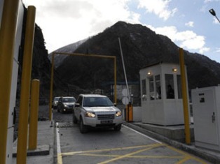 «Верхний Ларс» на российско-грузинской границе возобновил работу